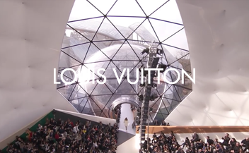 Louis Vuitton woman's fall fashion show